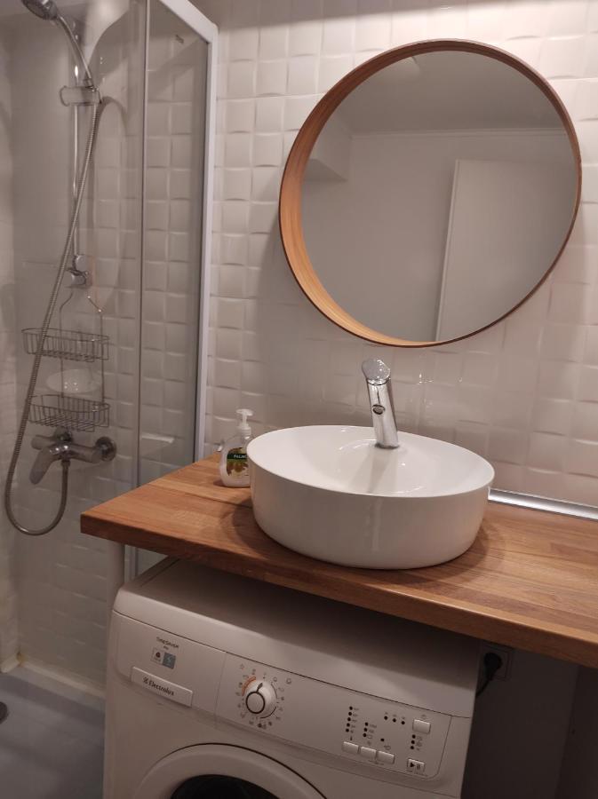 Comfy Condo Otopeni Kültér fotó